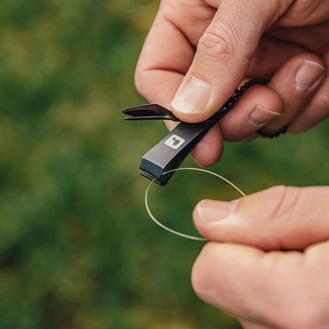 Rogue Nipper With Knot Tool